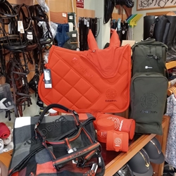 Cabezada cuadra ESKADRON color red poppy/verde/negro logo muserola TALLA FULL - Imagen 2