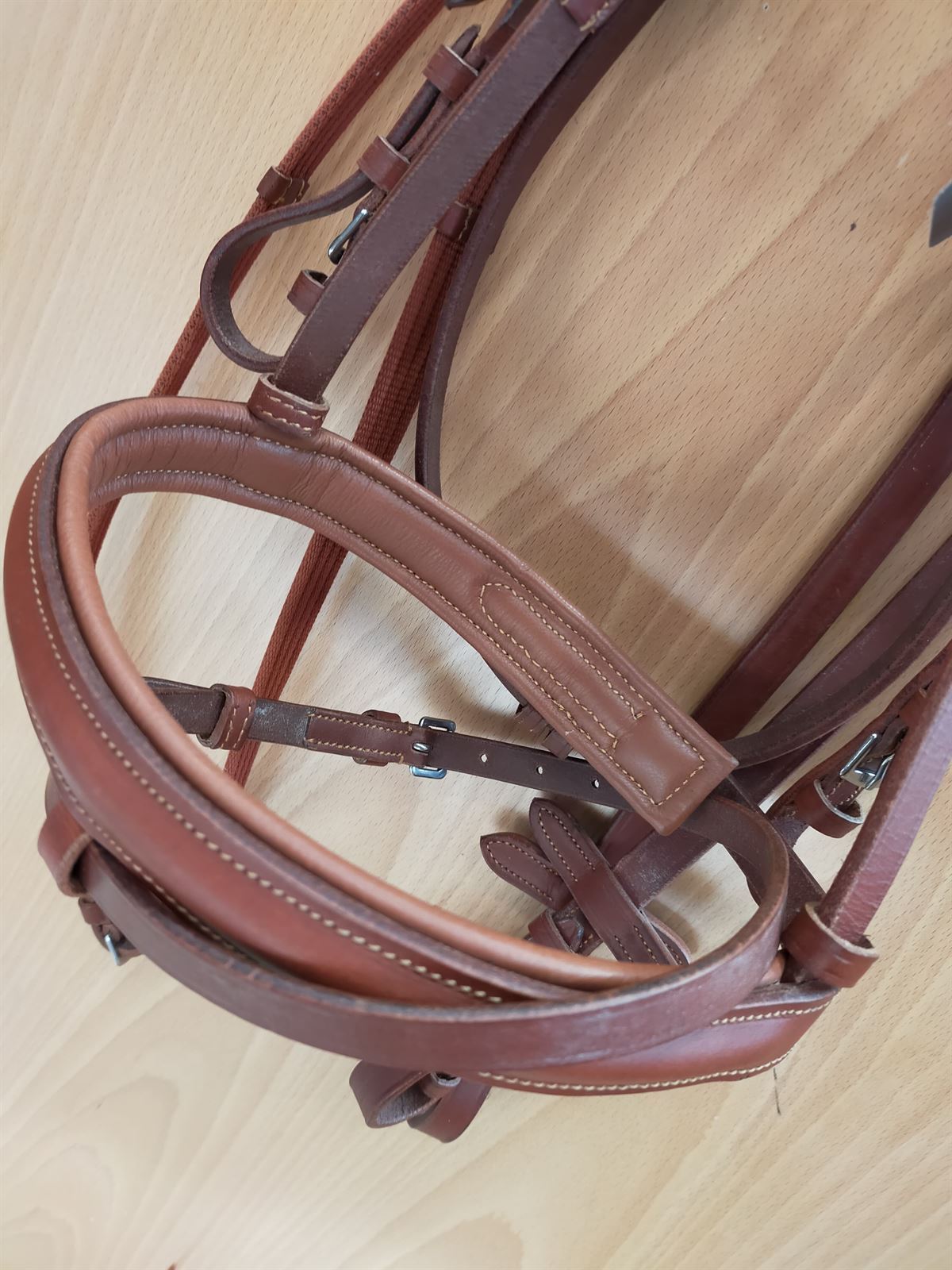 Cabezada de montar de cuero HKM Sports Equipment con riendas de lona, talla COB, color avellana - Imagen 5