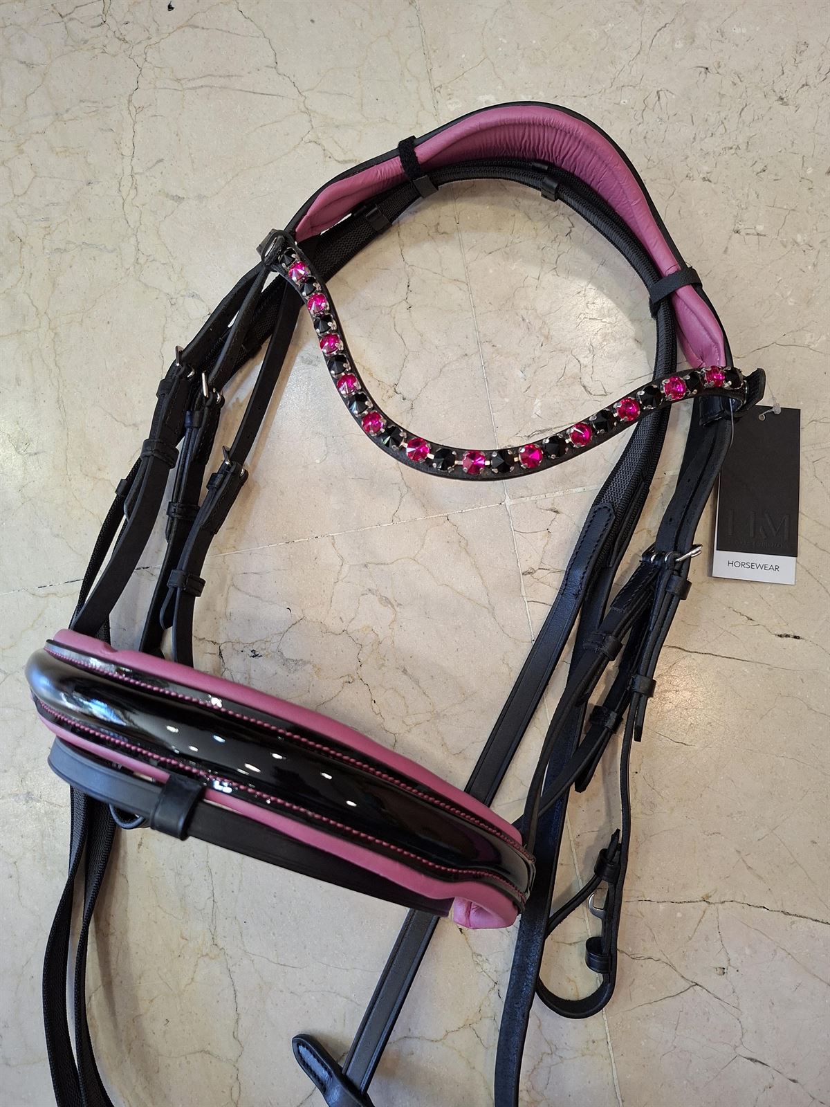 Cabezada de montar de cuero HKM Sports Equipment Manchester frontalera cristales rosa/negro, riendas antideslizantes, talla COB - Imagen 10