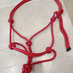 Cabezada nudos color rojo, talla única - Imagen 1