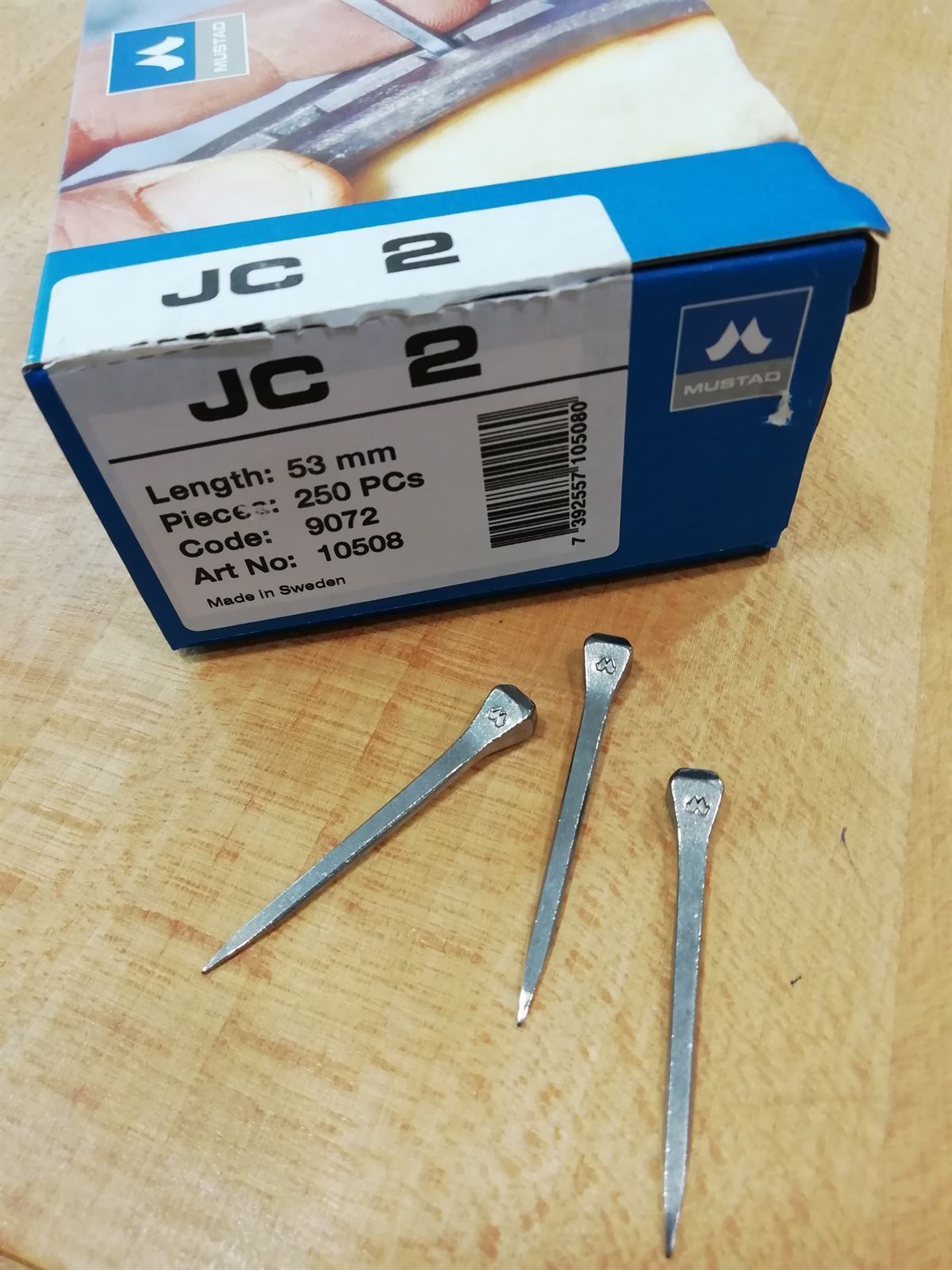 Caja clavos MUSTAD JC 2  (250 unidades) - Imagen 1