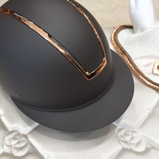 Casco HKM Sports Equipment Lady Shield, color marrón con embellecedor rosegold - Imagen 1