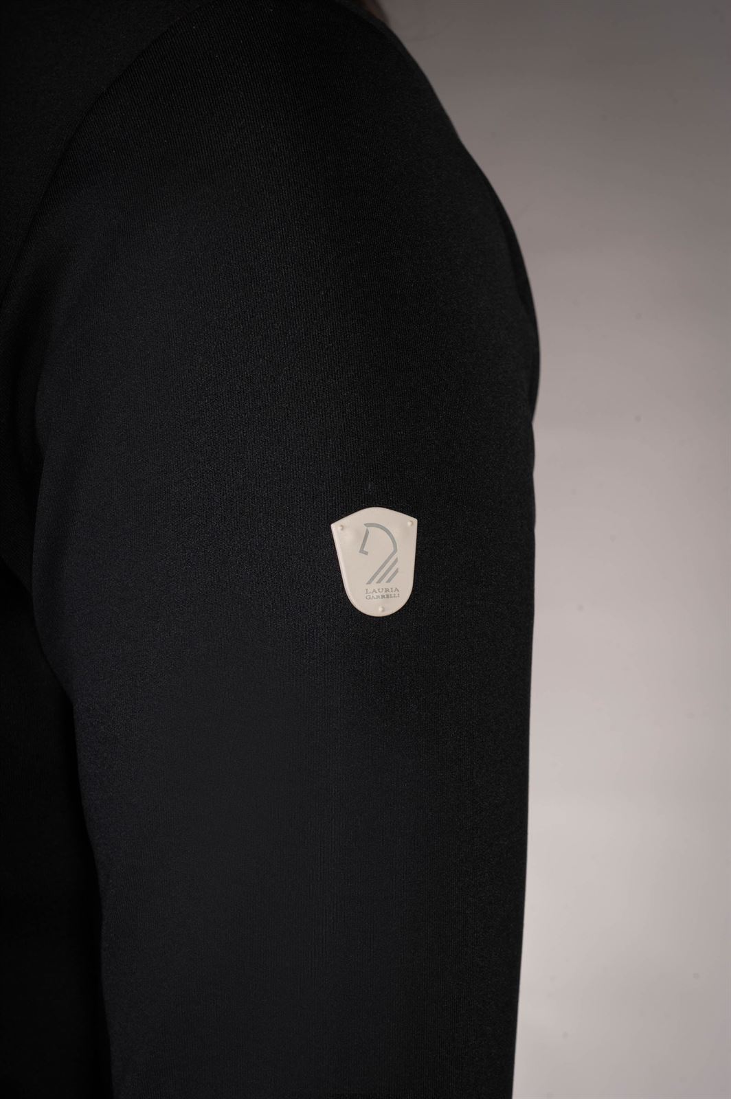 Chaqueta mujer LAURIA GARRELLI fina color negro - Imagen 8