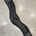 Cincha HKM Sports Equipment de cuero anatómica, color negro, TALLA 60 CM, sin elástico. - Imagen 1