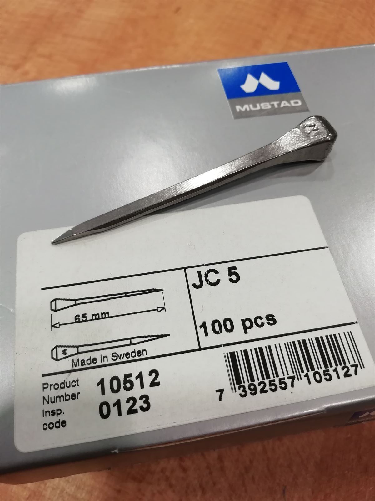 Clavo MUSTAD JC 5 unidad - Imagen 2