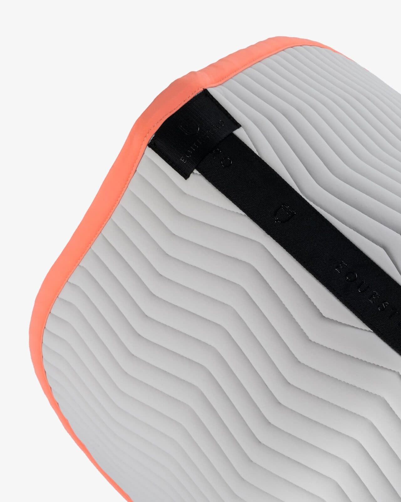 Conjunto EQUESTRO mantilla Uso General  y orejeras FULL, color gris perla/desert flower - Imagen 7