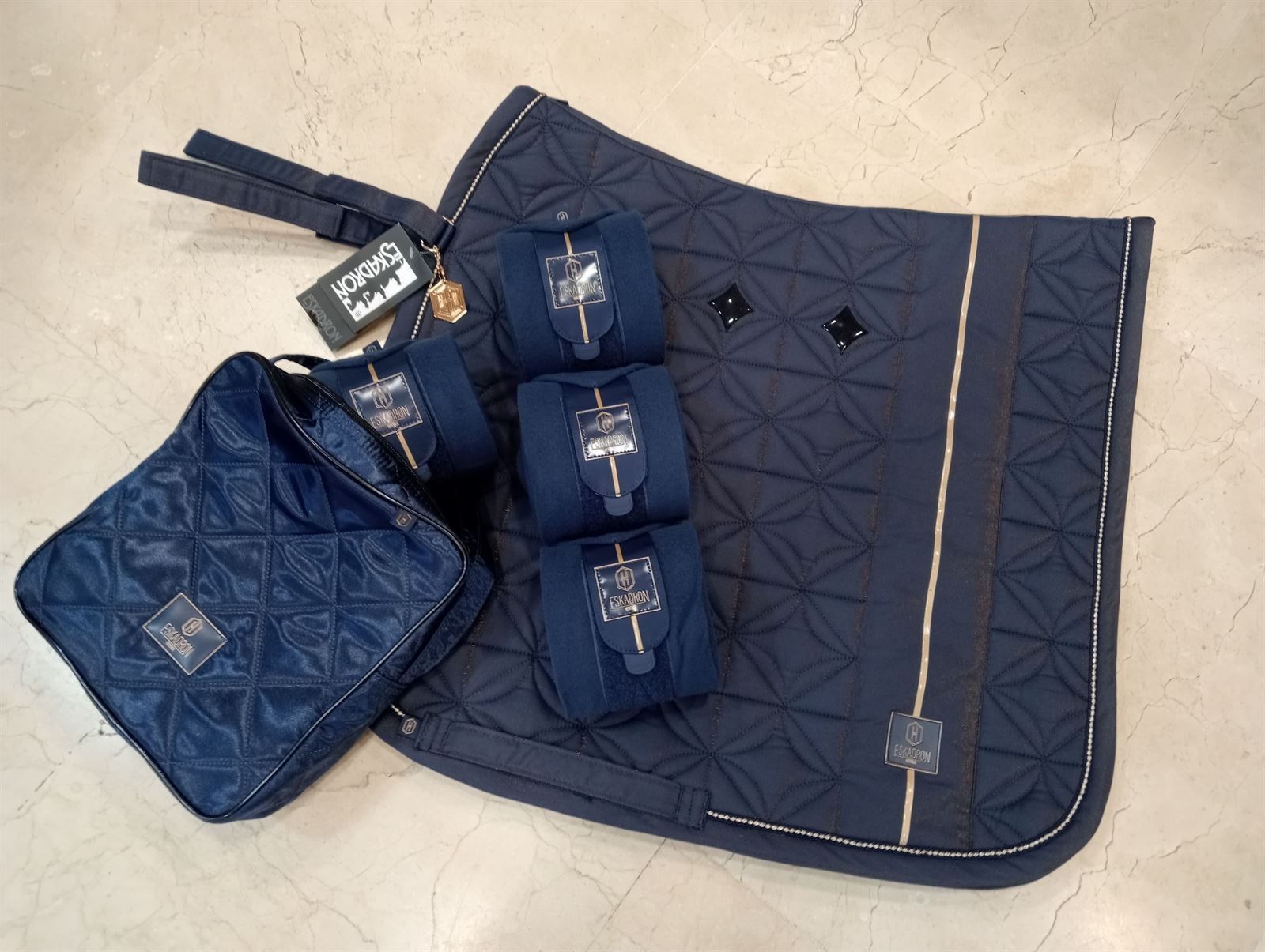 Conjunto ESKADRON mantilla Doma y vendas 3,5 mt azul marino - Imagen 2