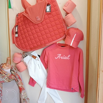 Conjunto ESKADRON mantilla Uso General/Salto y orejeras color coral Full - Imagen 1