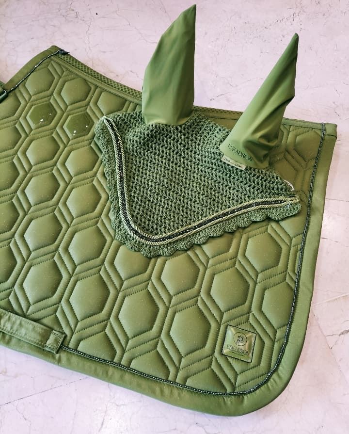 Conjunto ESKADRON mantilla Uso General/Salto y orejeras color verde Full - Imagen 1