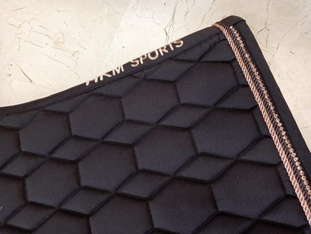 Conjunto HKM Sports Equipment Style Mantilla y Orejeras Rosegold Glamour, color marrón chocolate/rosegold - Imagen 5