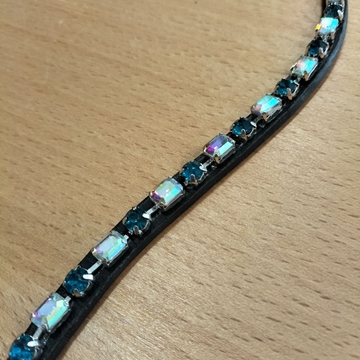 Frontalera HKM modelo Amazing cuero negro, cristales tornasol TALLA COB - Imagen 1