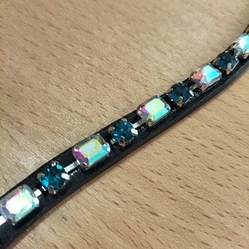 Frontalera HKM modelo Amazing cuero negro, cristales tornasol TALLA COB - Imagen 2