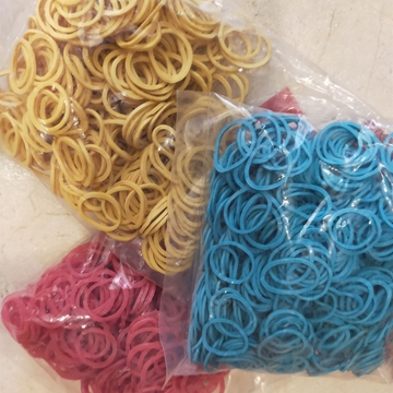 Gomas para crines, bolsa 500 unidades, color amarillo - Imagen 1