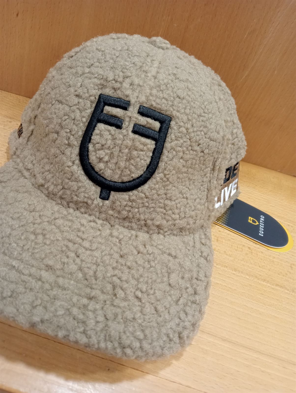 Gorra visera EQUESTRO borreguillo talla única color camel logo negro - Imagen 3