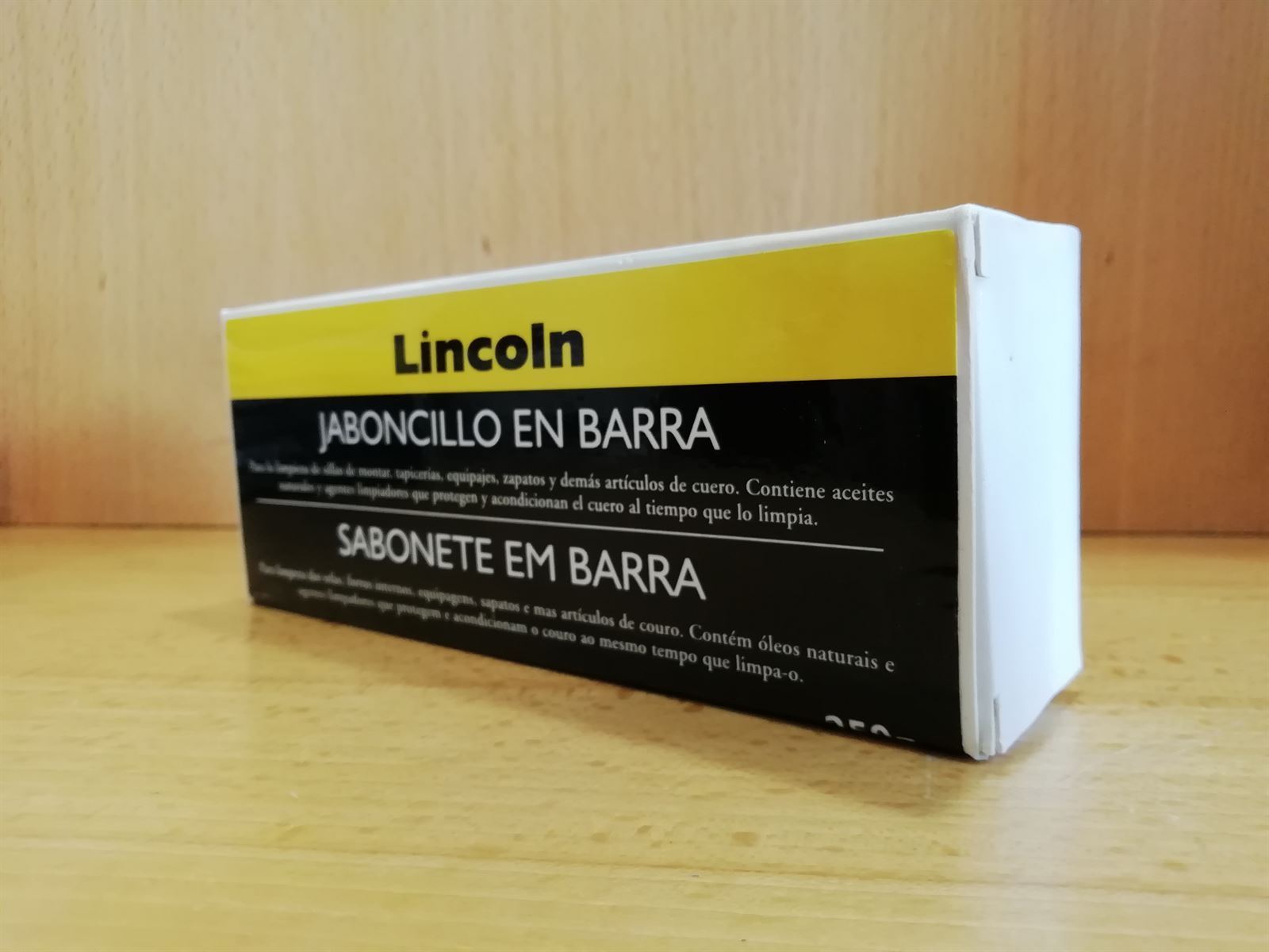 Jaboncillo LINCOLN en barra, 250 gr - Imagen 1