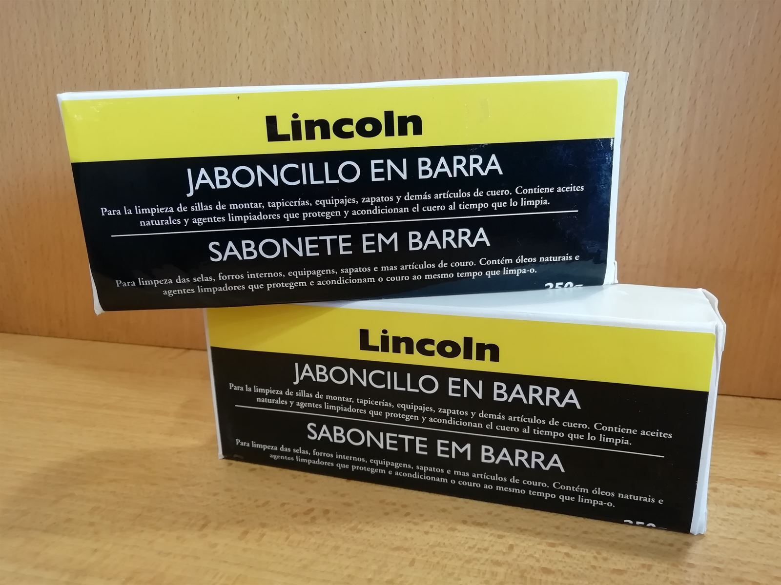 Jaboncillo LINCOLN en barra, 250 gr - Imagen 2