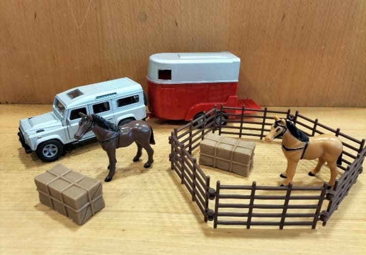 Juguete Van caballos con Land Rover gris - Imagen 4