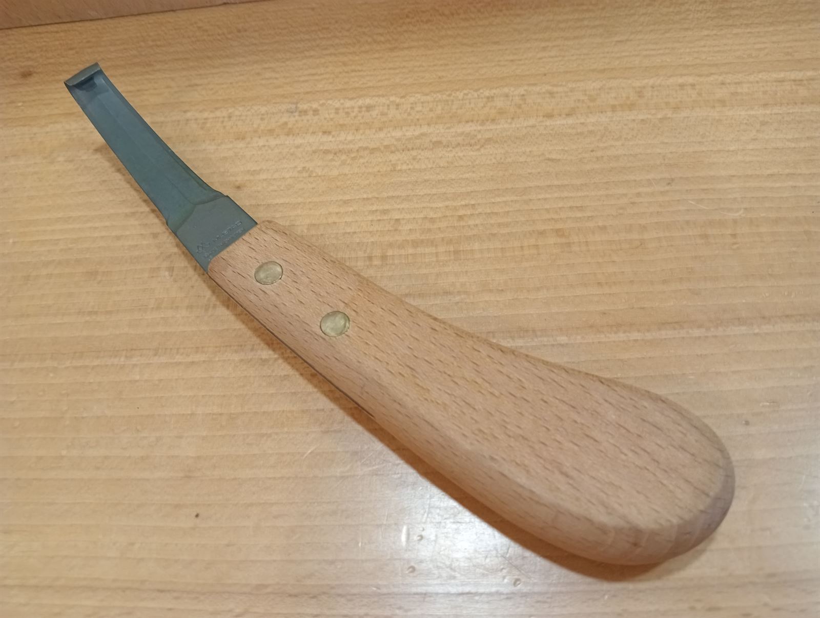 Legra MUSTAD hoja doble corte mango madera - Imagen 2