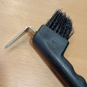 Limpiacascos HH con cepillo color negro - Imagen 2