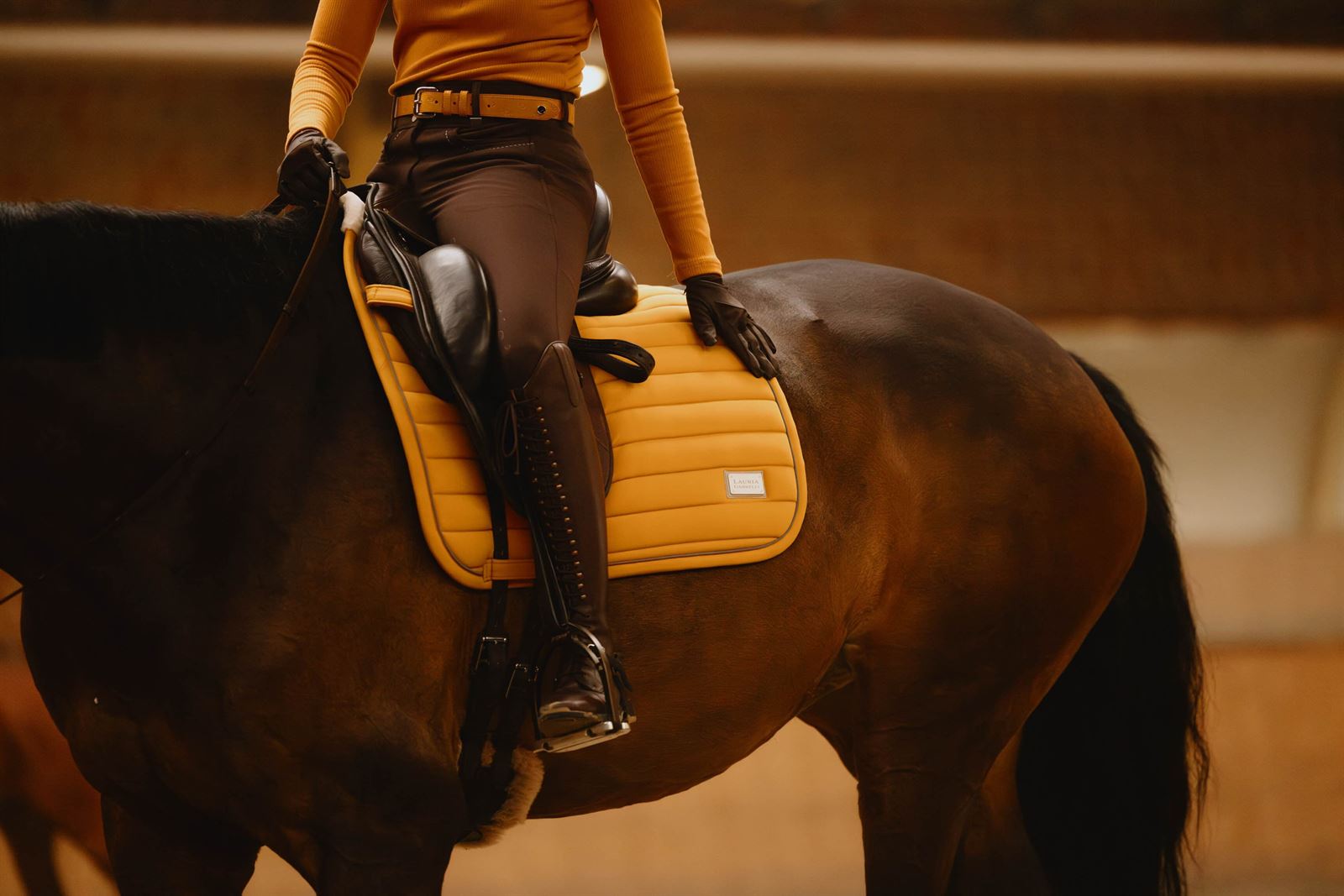 Mantilla LAURIA GARRELLI Livigno Elegance color mostaza USO GENERAL - Imagen 2