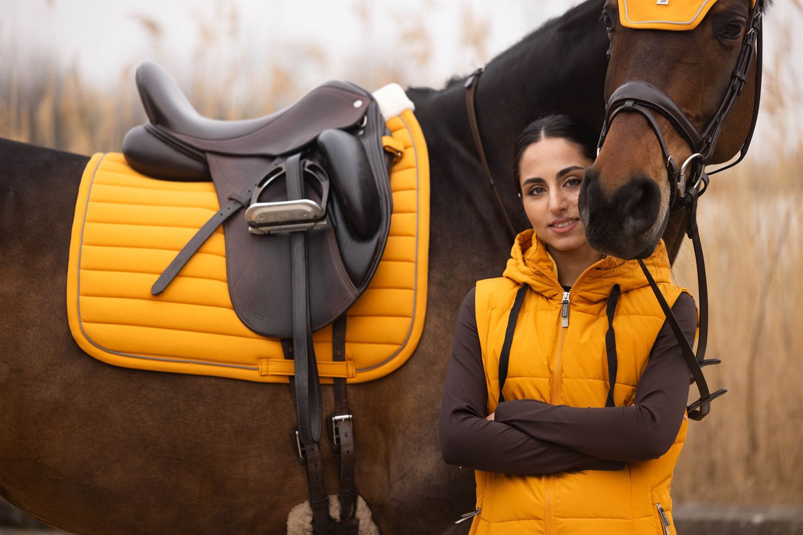 Mantilla LAURIA GARRELLI Livigno Elegance color mostaza USO GENERAL - Imagen 5