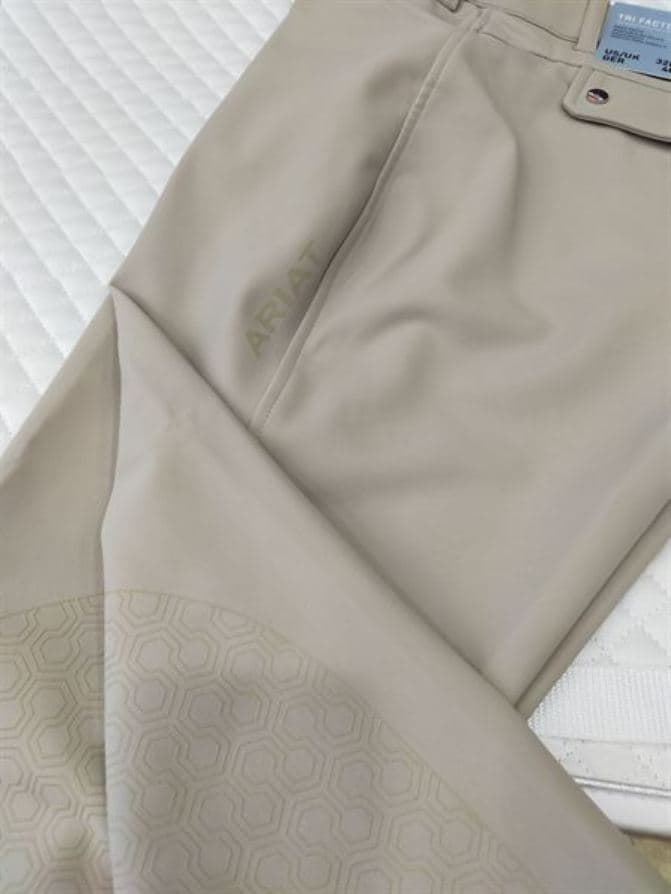 Pantalón caballero ARIAT Tri Factor grip rodilla color beige - Imagen 5