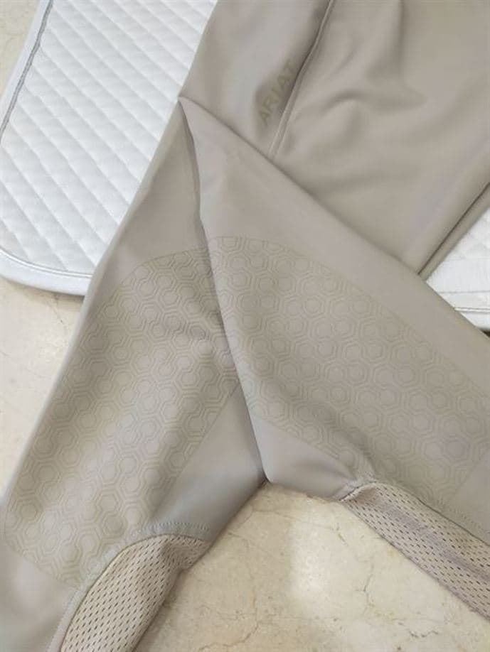 Pantalón caballero ARIAT Tri Factor grip rodilla color beige - Imagen 7