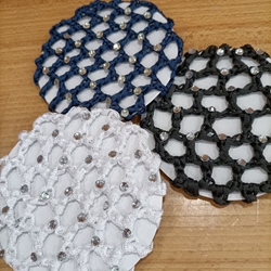 Redecilla para el pelo HKM Sports Equipment color negro, con adornos de cristales - Imagen 2