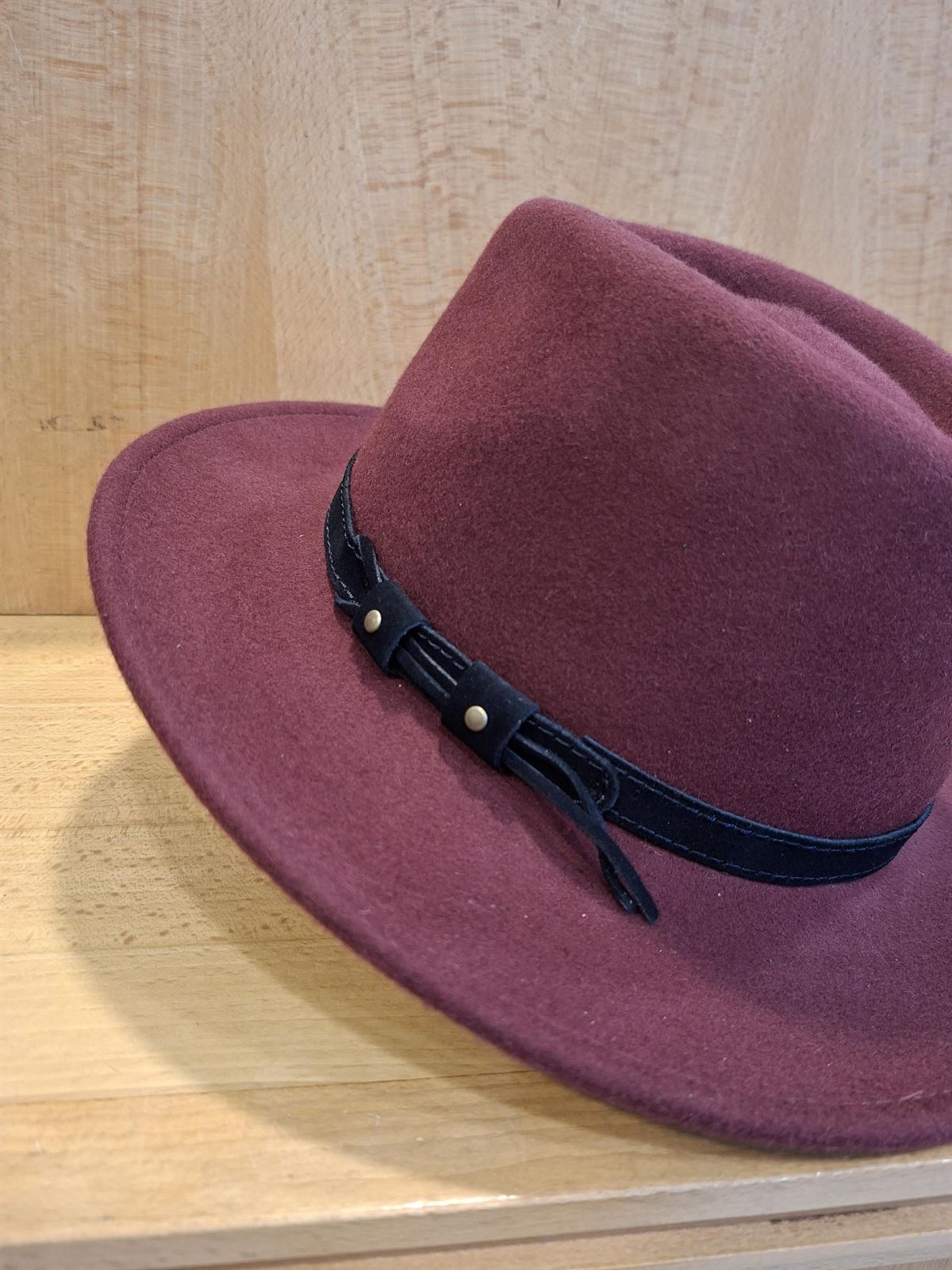 Sombrero BEIRETS de lana impermeable color burdeos - Imagen 1