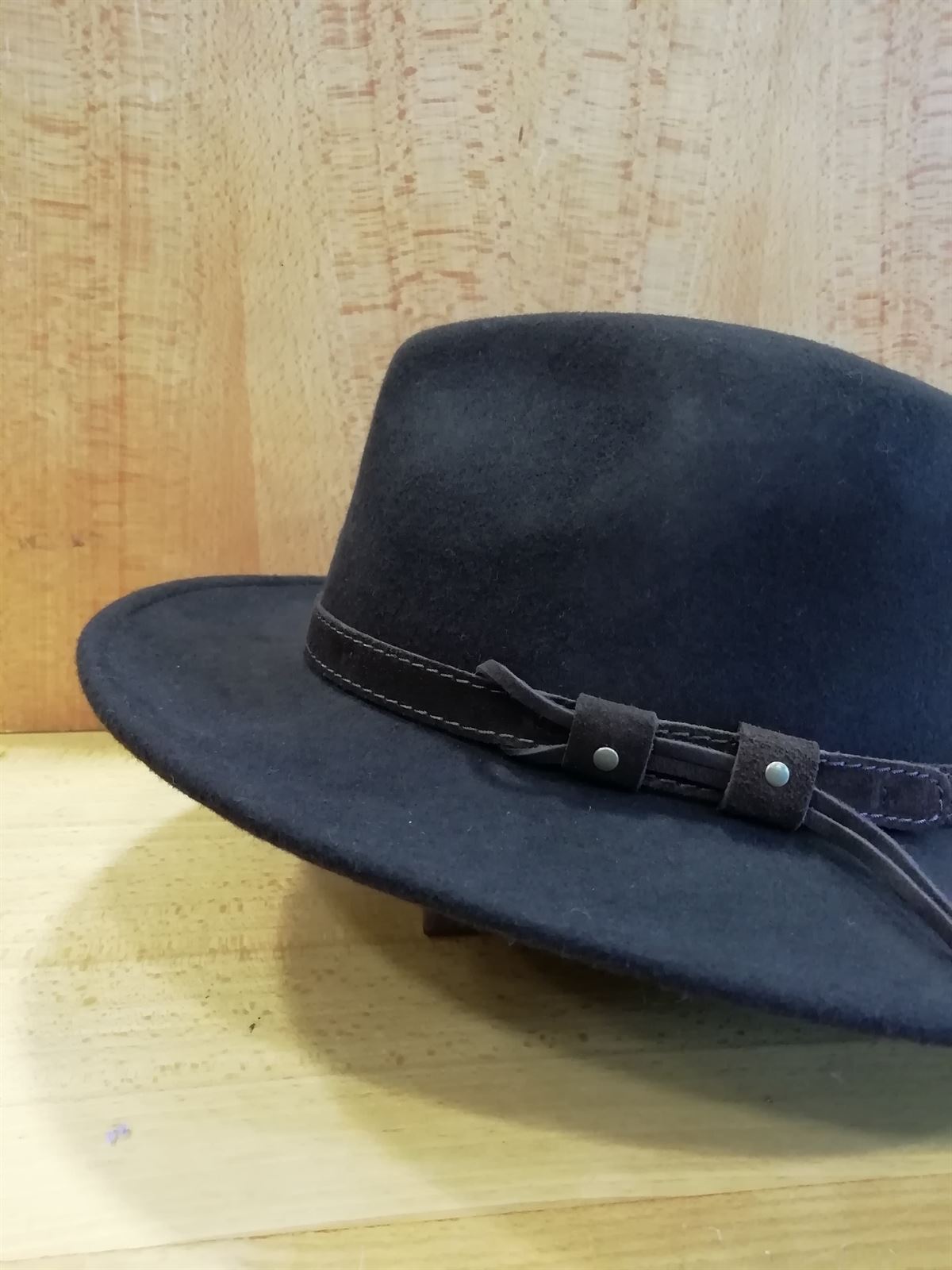 Sombrero BEIRETS de lana impermeable color marrón oscuro - Imagen 3