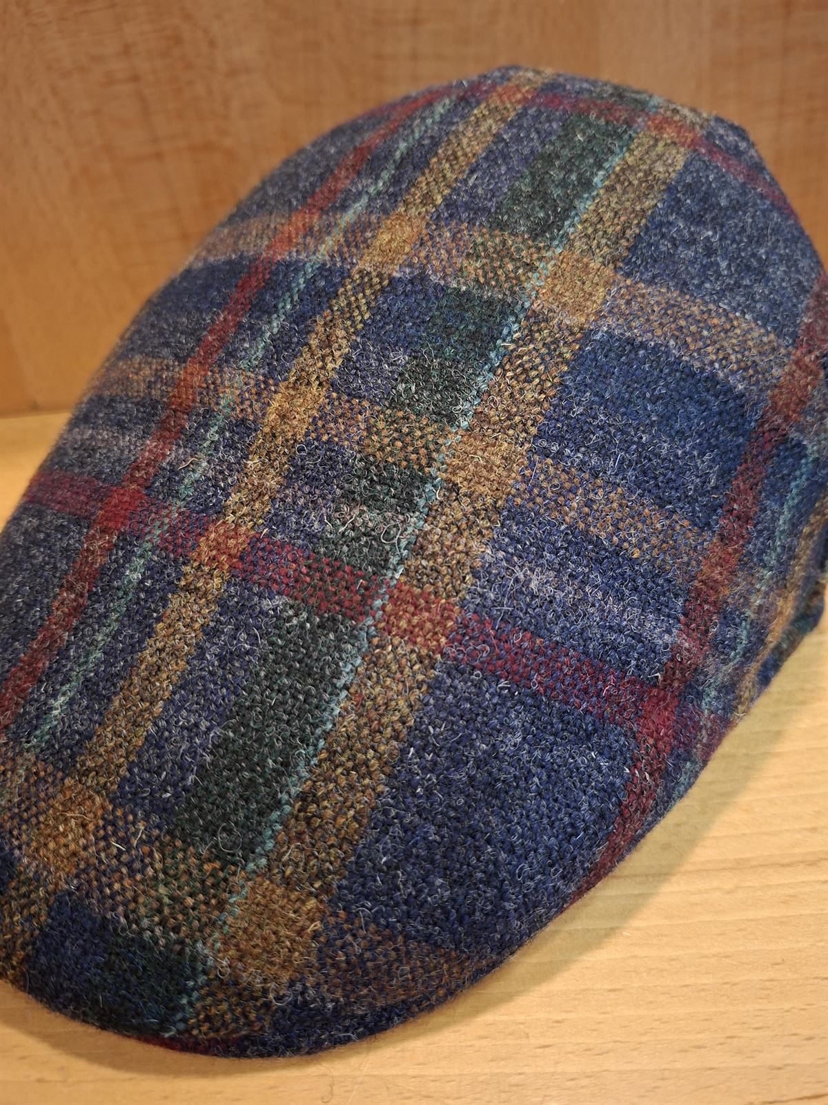 Visera BEIRETS de lana, azul efecto gastado con rayas mostaza/verde/granate - Imagen 3