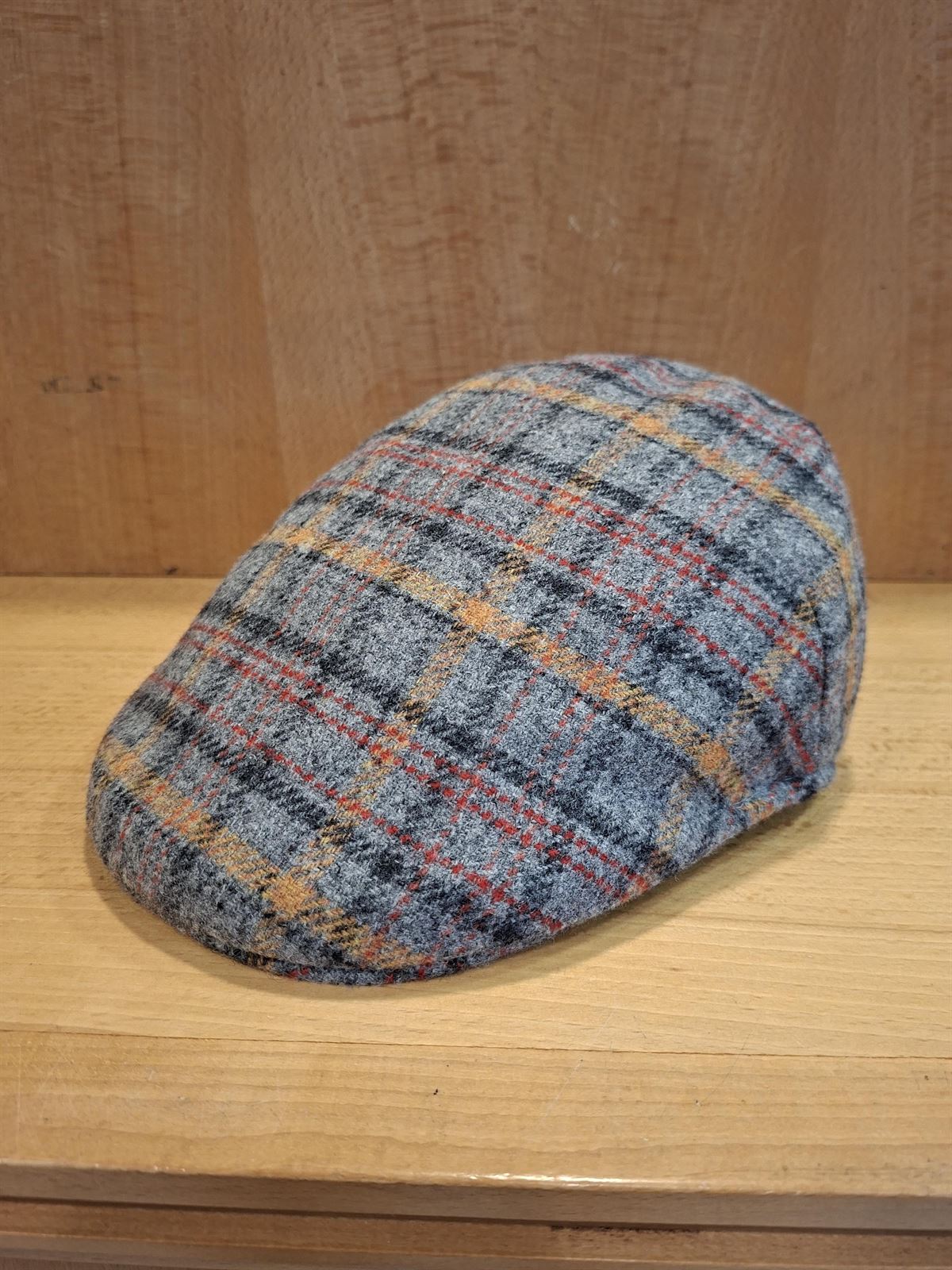 Visera BEIRETS de lana, gris con rayas mostaza/negro/rojo - Imagen 2