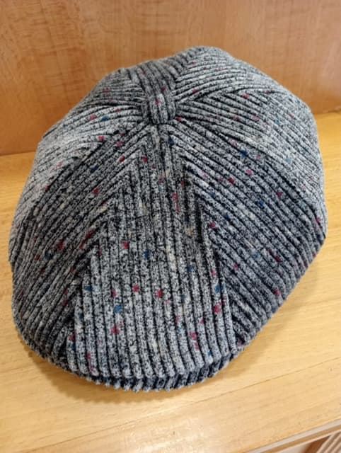 Visera BEIRETS de pana tono gris con motitas granates y azules - Imagen 4